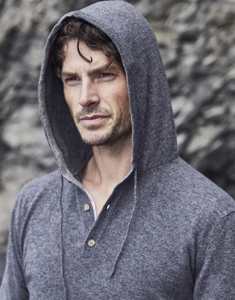 tom james photo