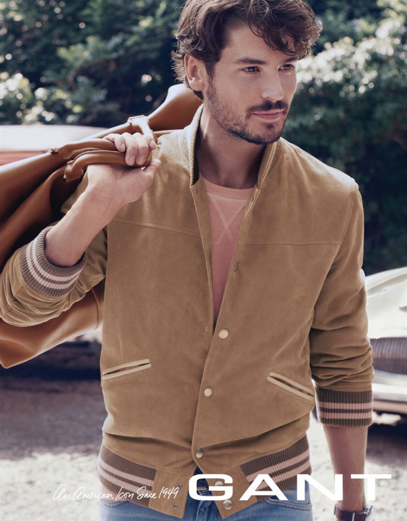 tom james photo