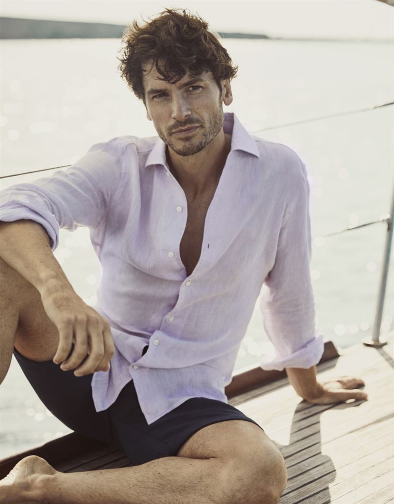 tom james photo