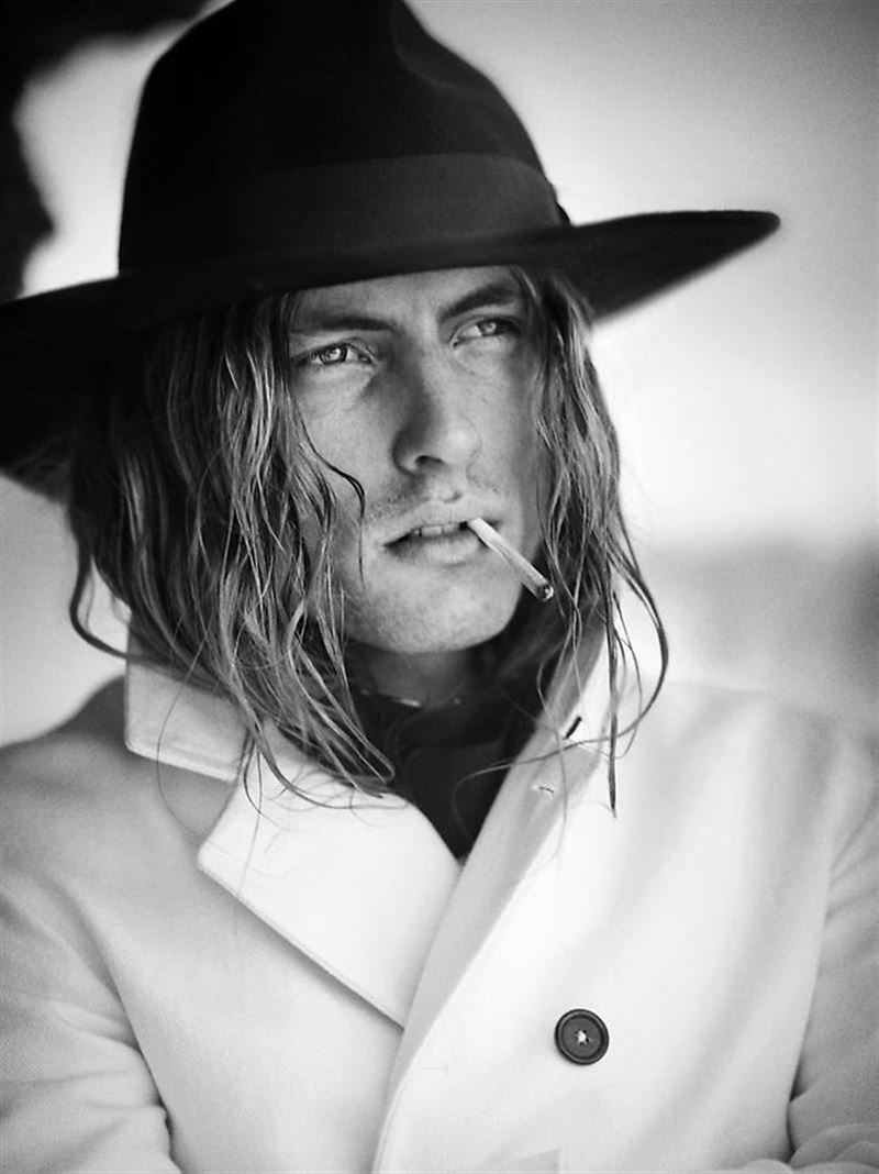 viggo j. photo
