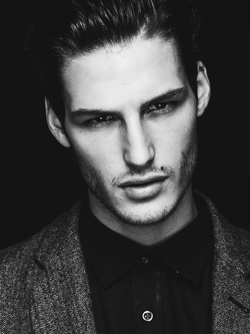levi lomey photo