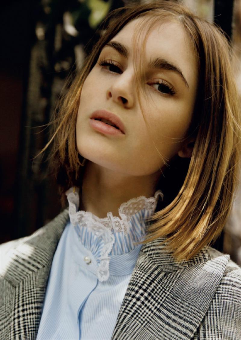 laura love photo