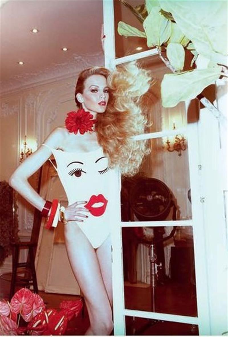 vanessa axente photo