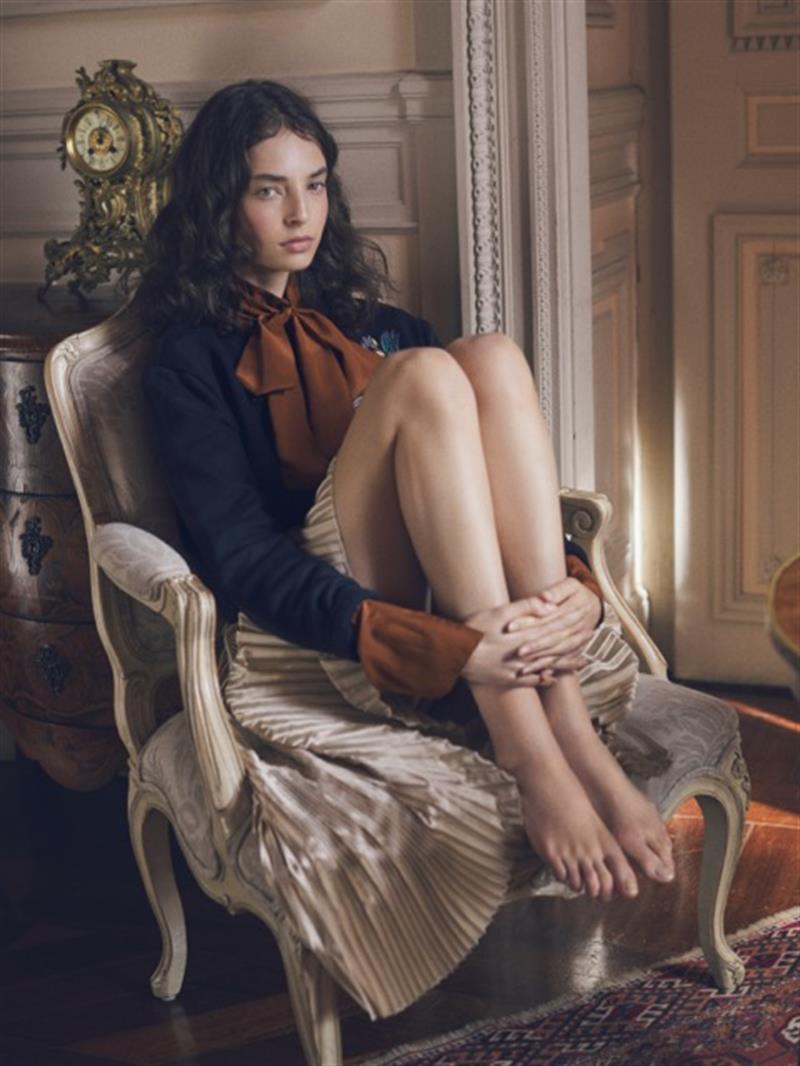sophie jones photo
