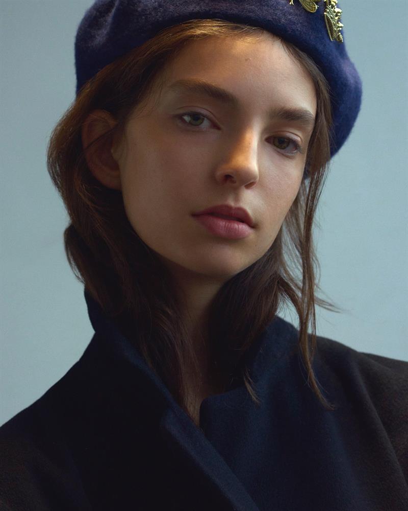 sophie jones photo