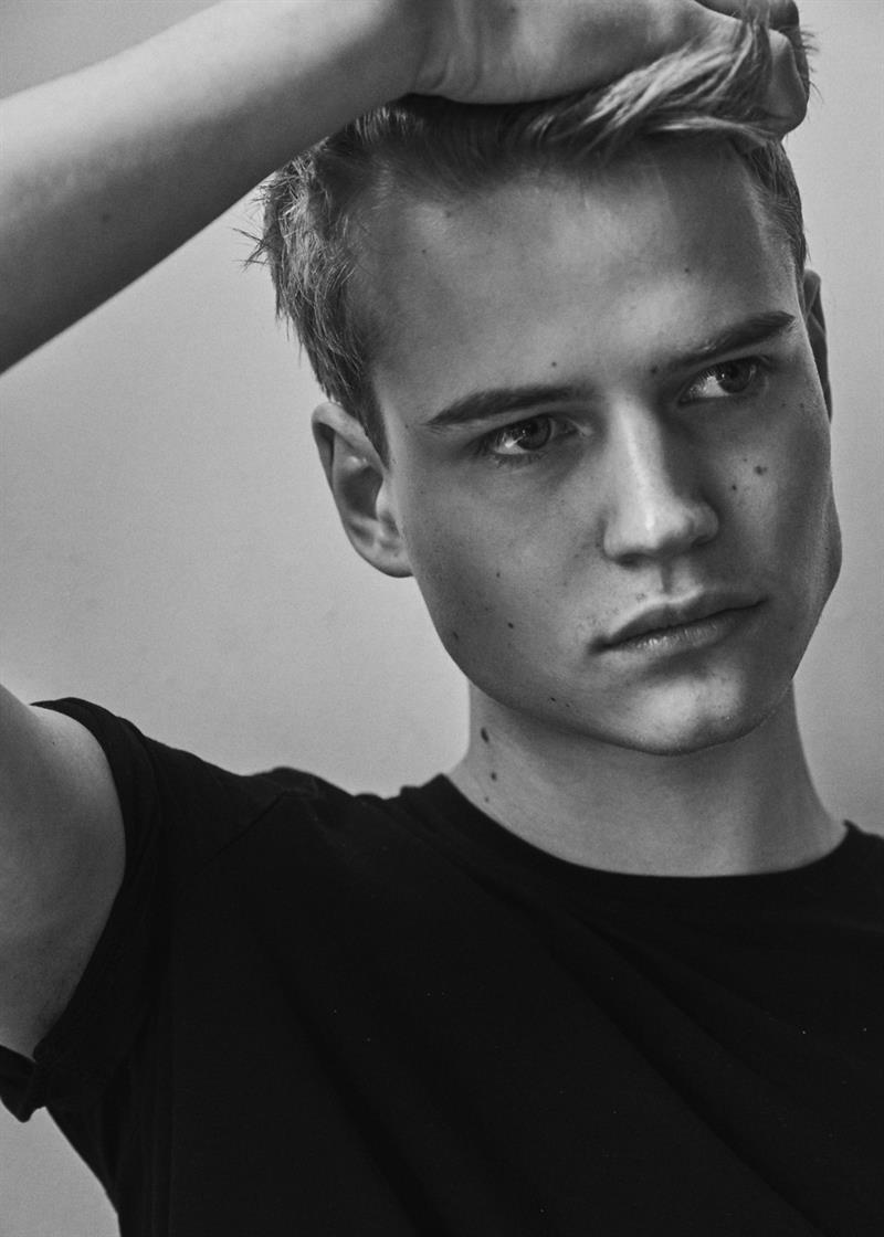 hjalmar huitfeldt photo