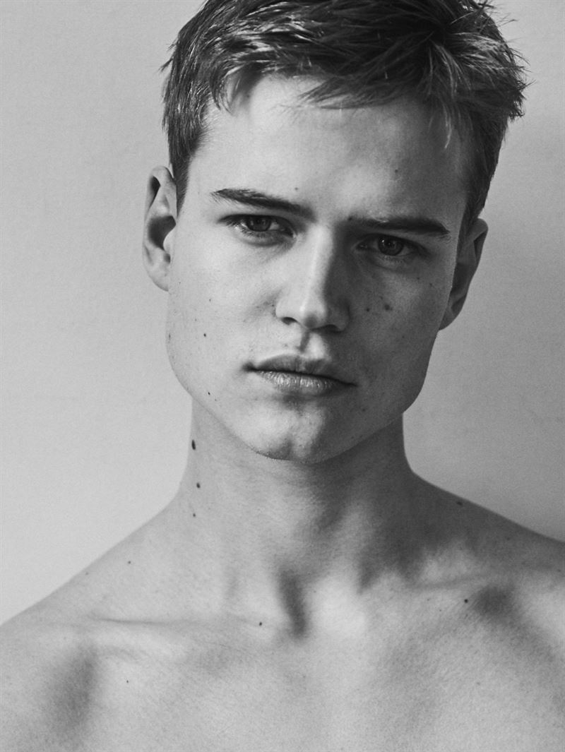 hjalmar huitfeldt photo