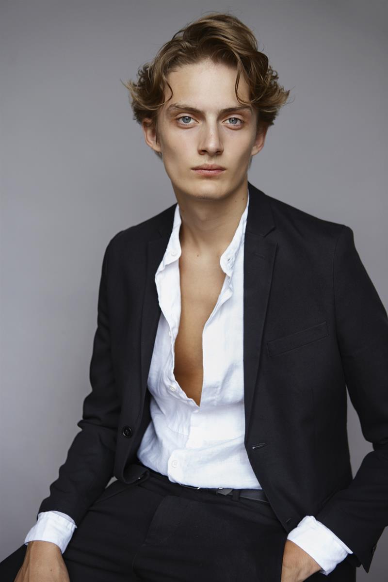 tobias paulsen photo