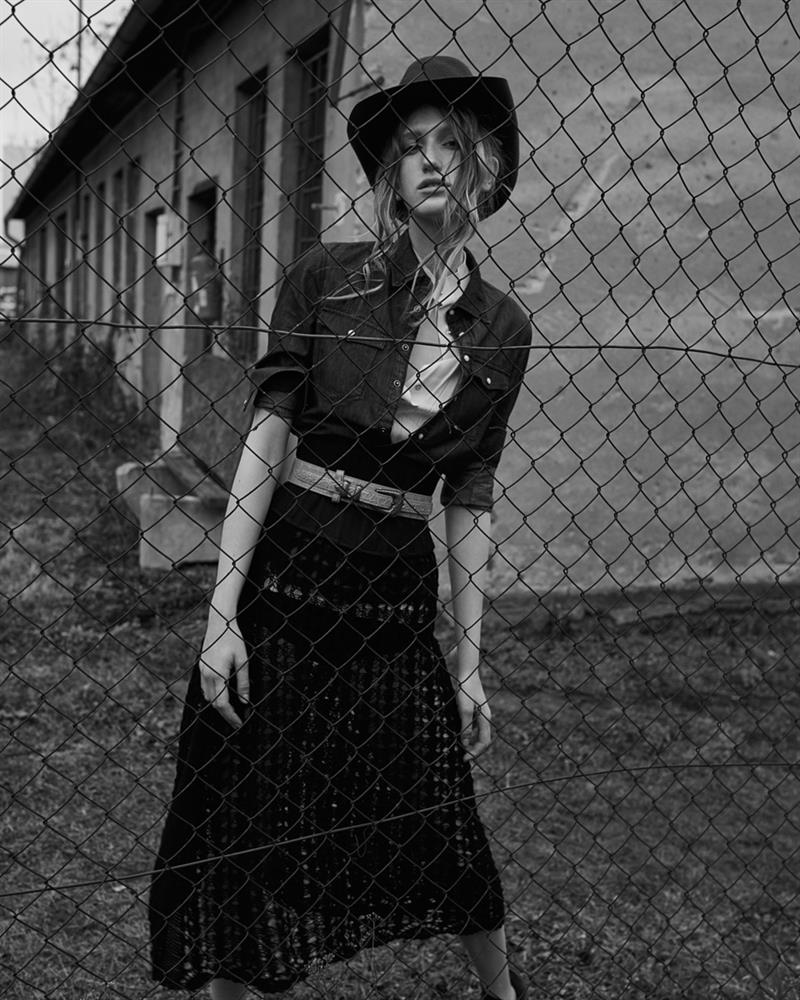 linda novotna photo