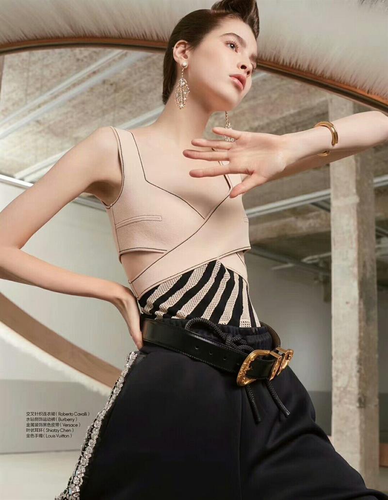 aina kokorina photo