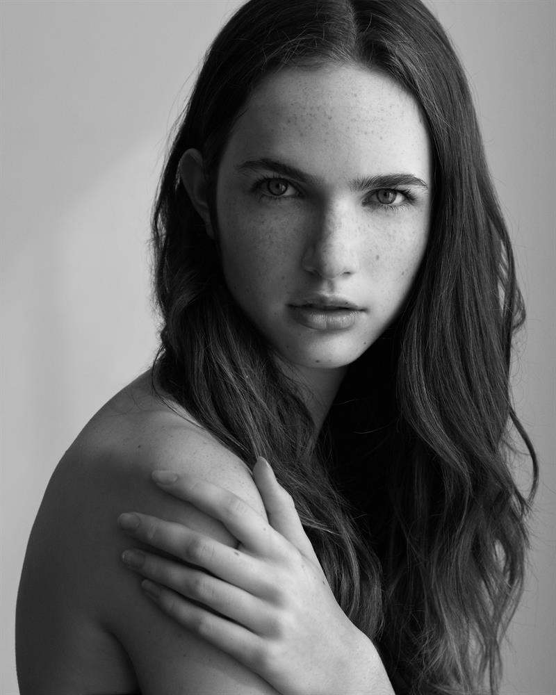 amanda kerr photo