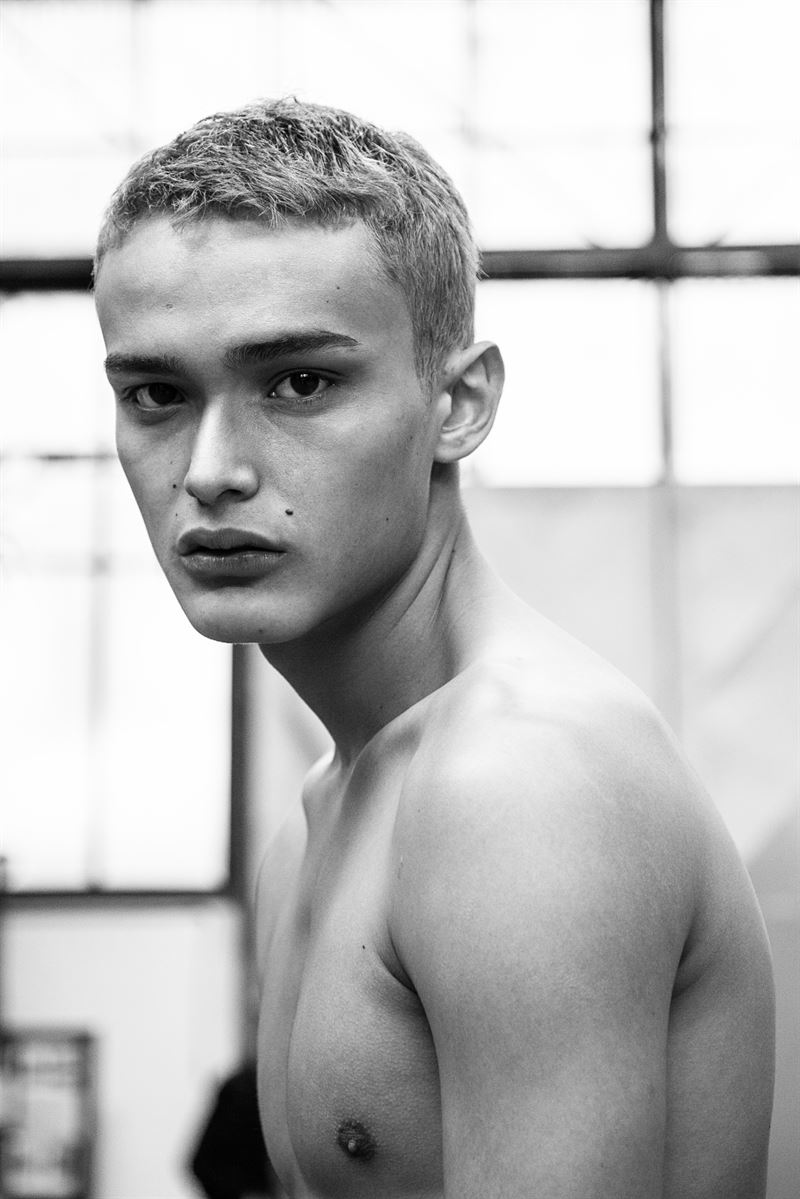 mika aaron photo