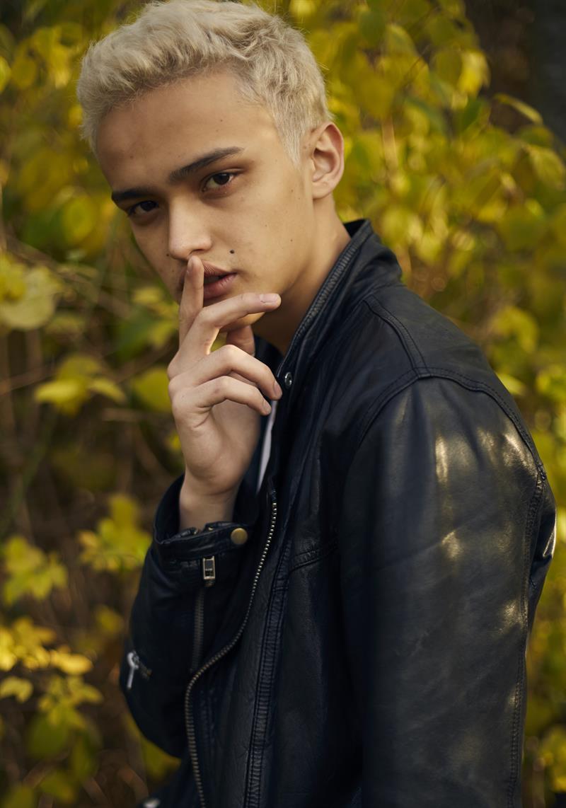 mika aaron photo