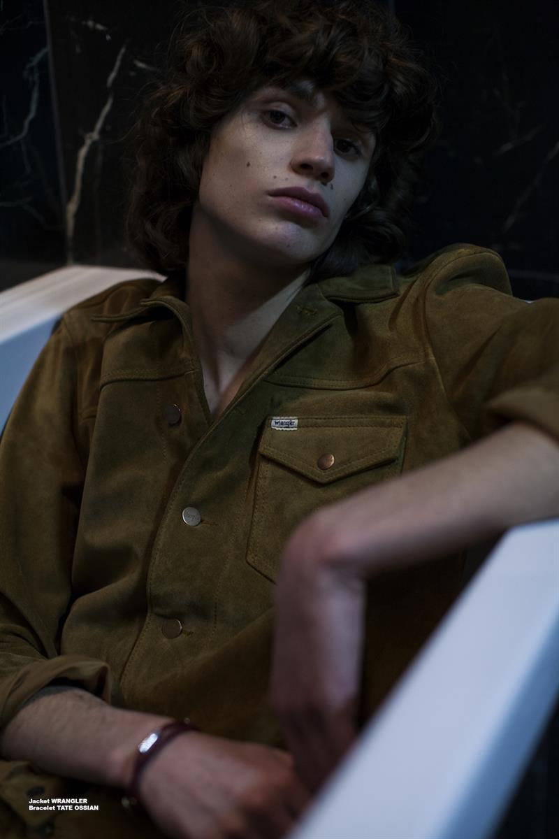 george dickinson photo