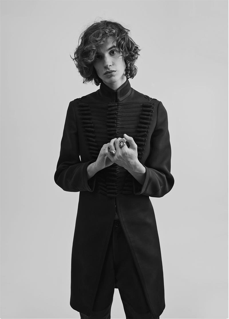 george dickinson photo
