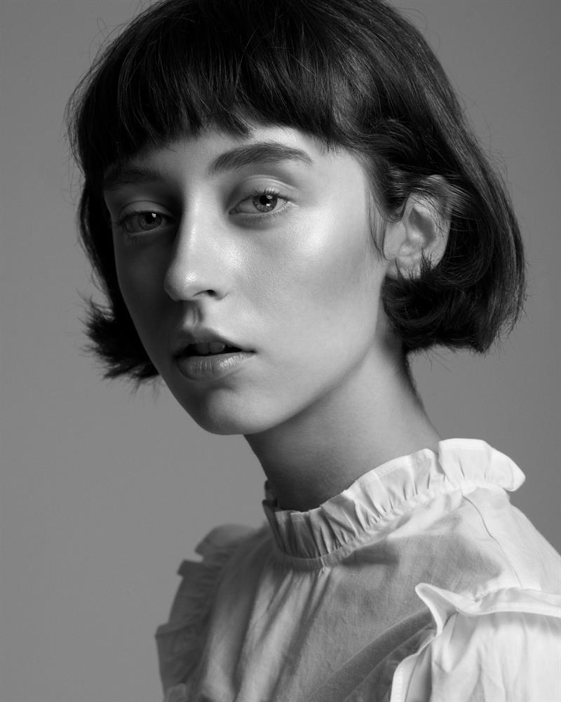 delphine armanville photo