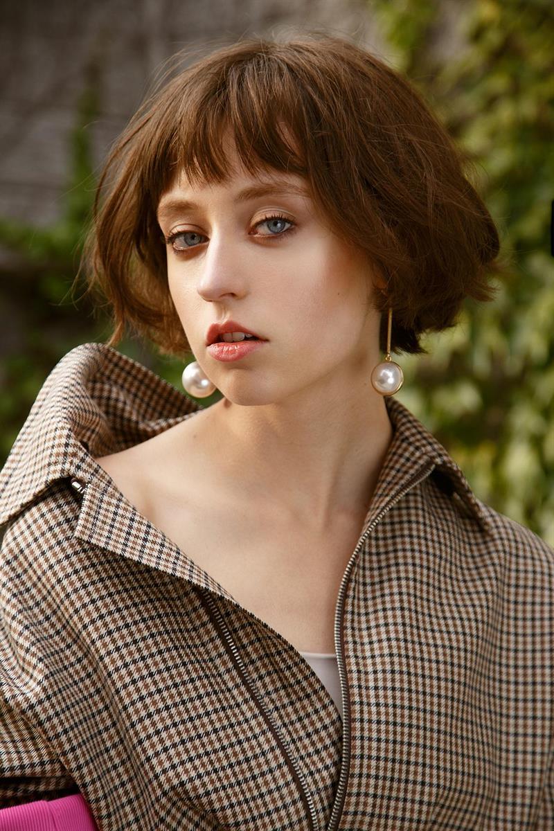 delphine armanville photo