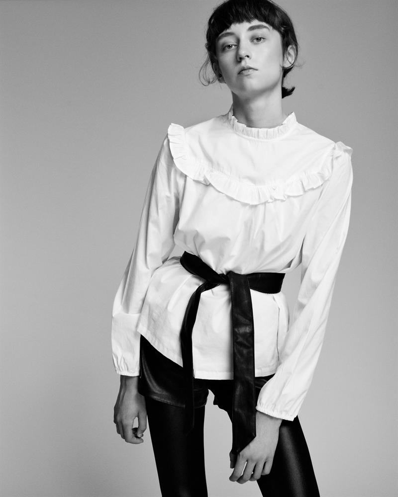 delphine armanville photo