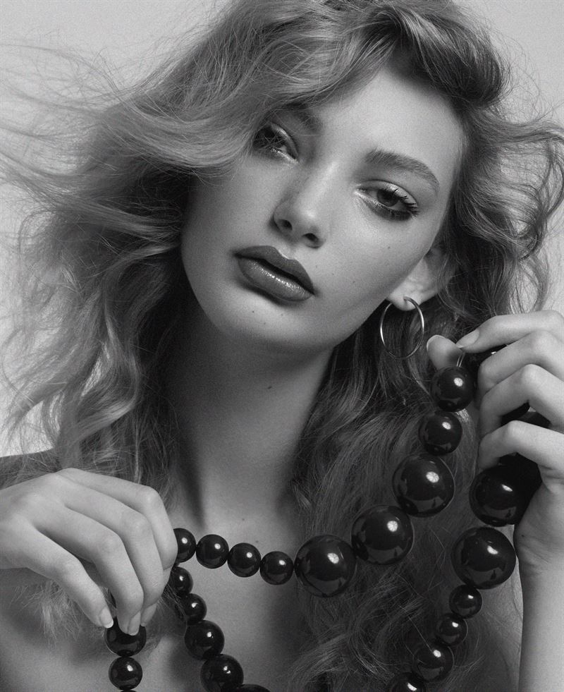 bethany de waal photo
