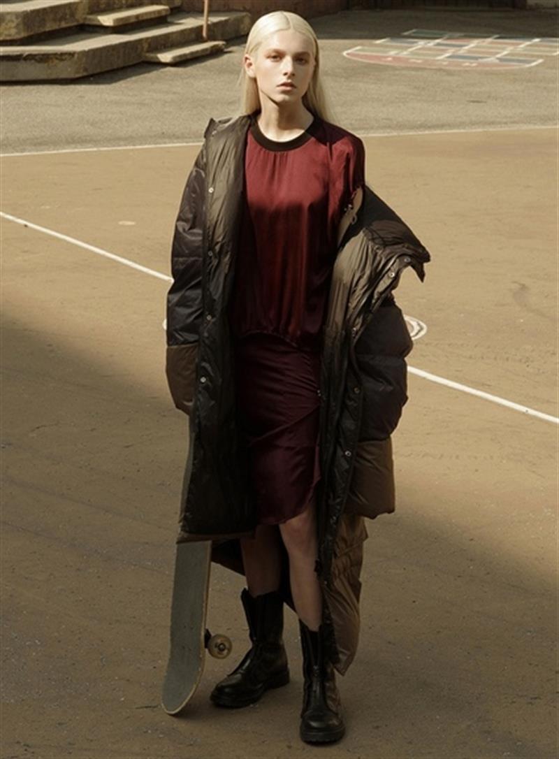 hunter schafer photo