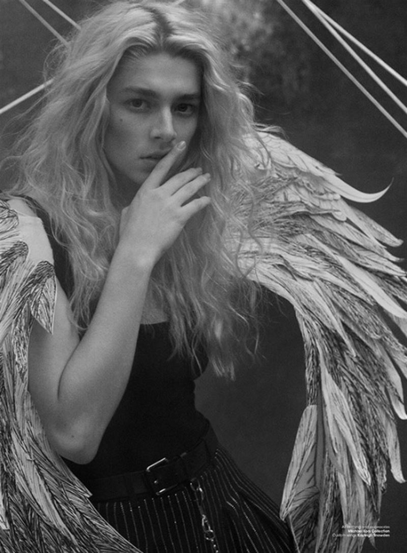 hunter schafer photo