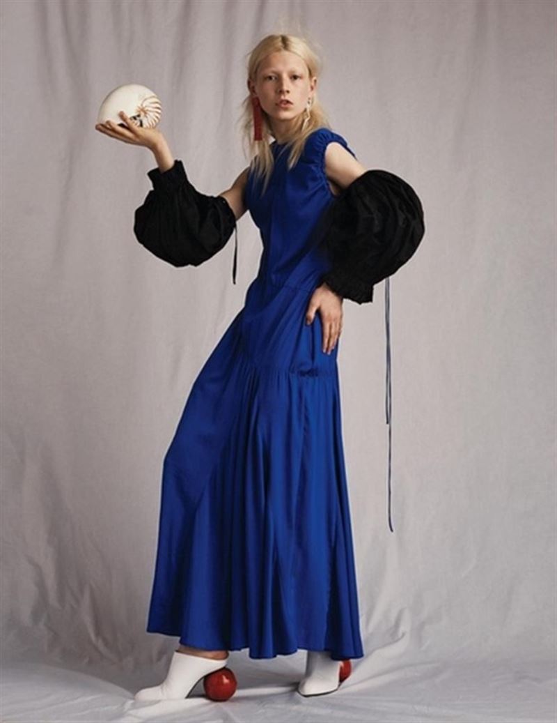 hunter schafer photo