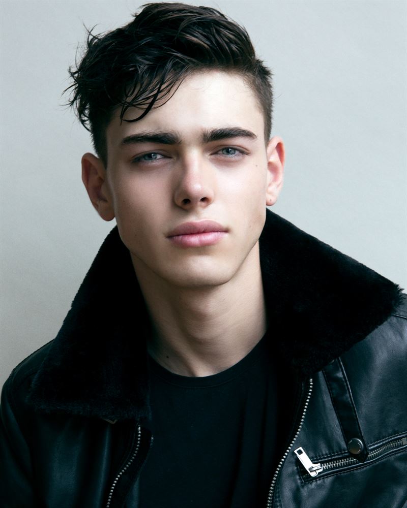 robbie satchwell photo