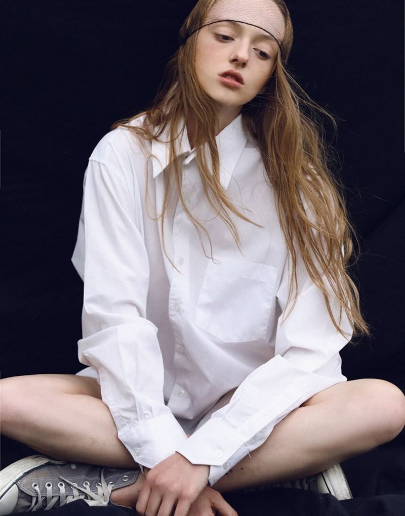 lara burger photo