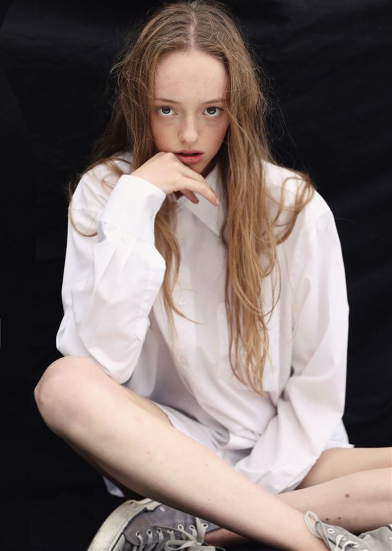 lara burger photo
