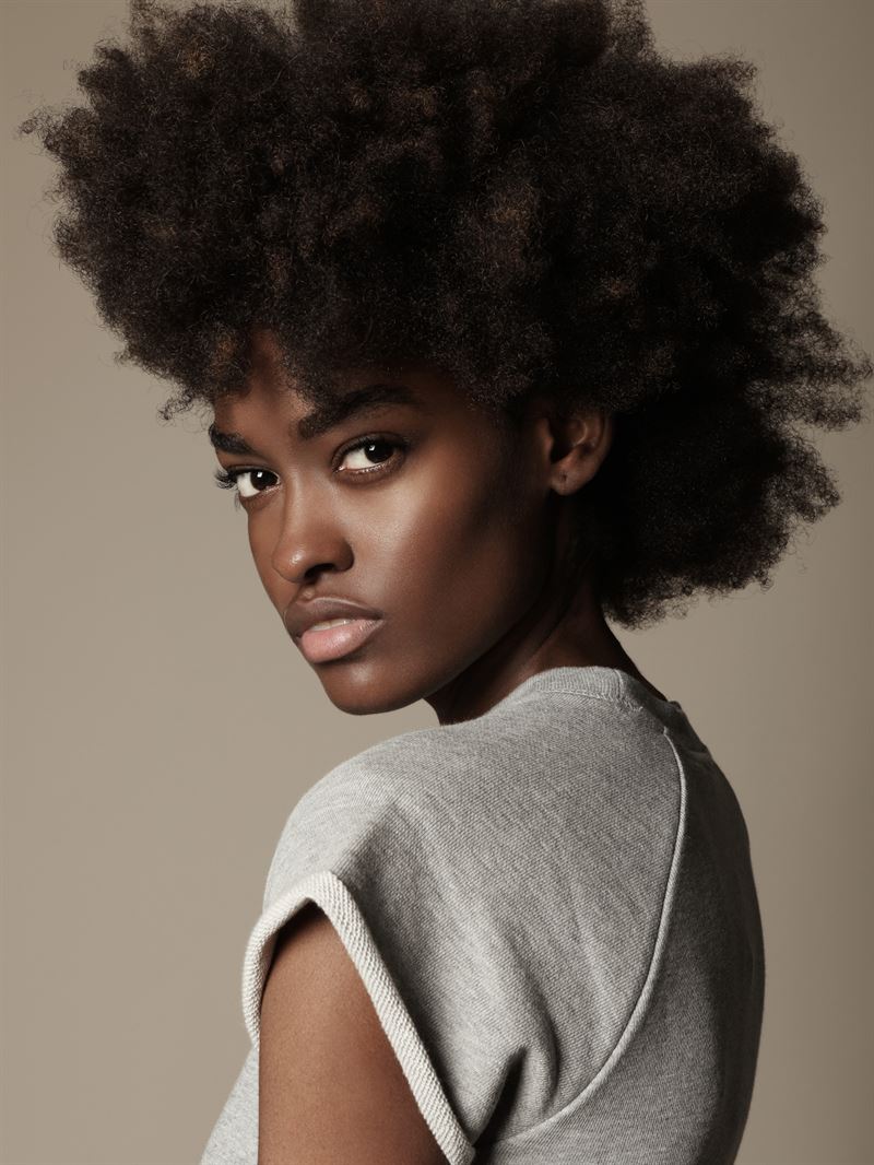 hilary cerezo photo