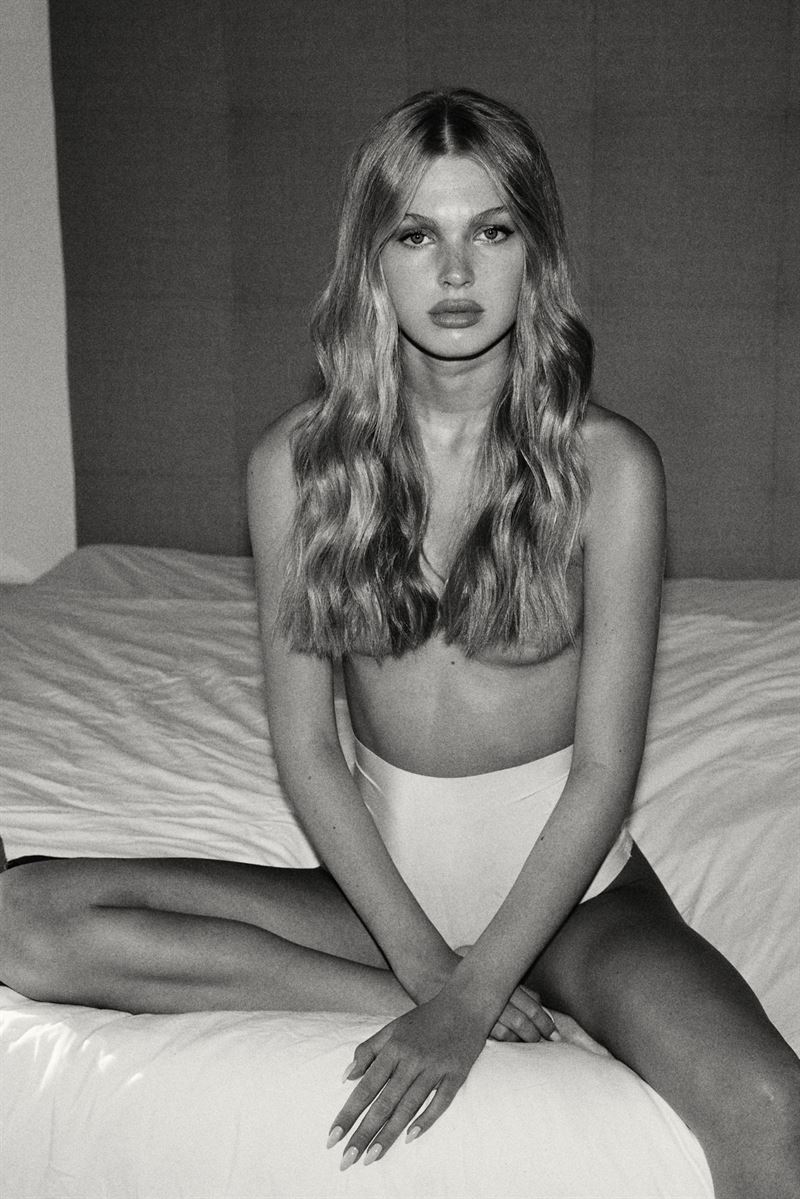 taya krav photo