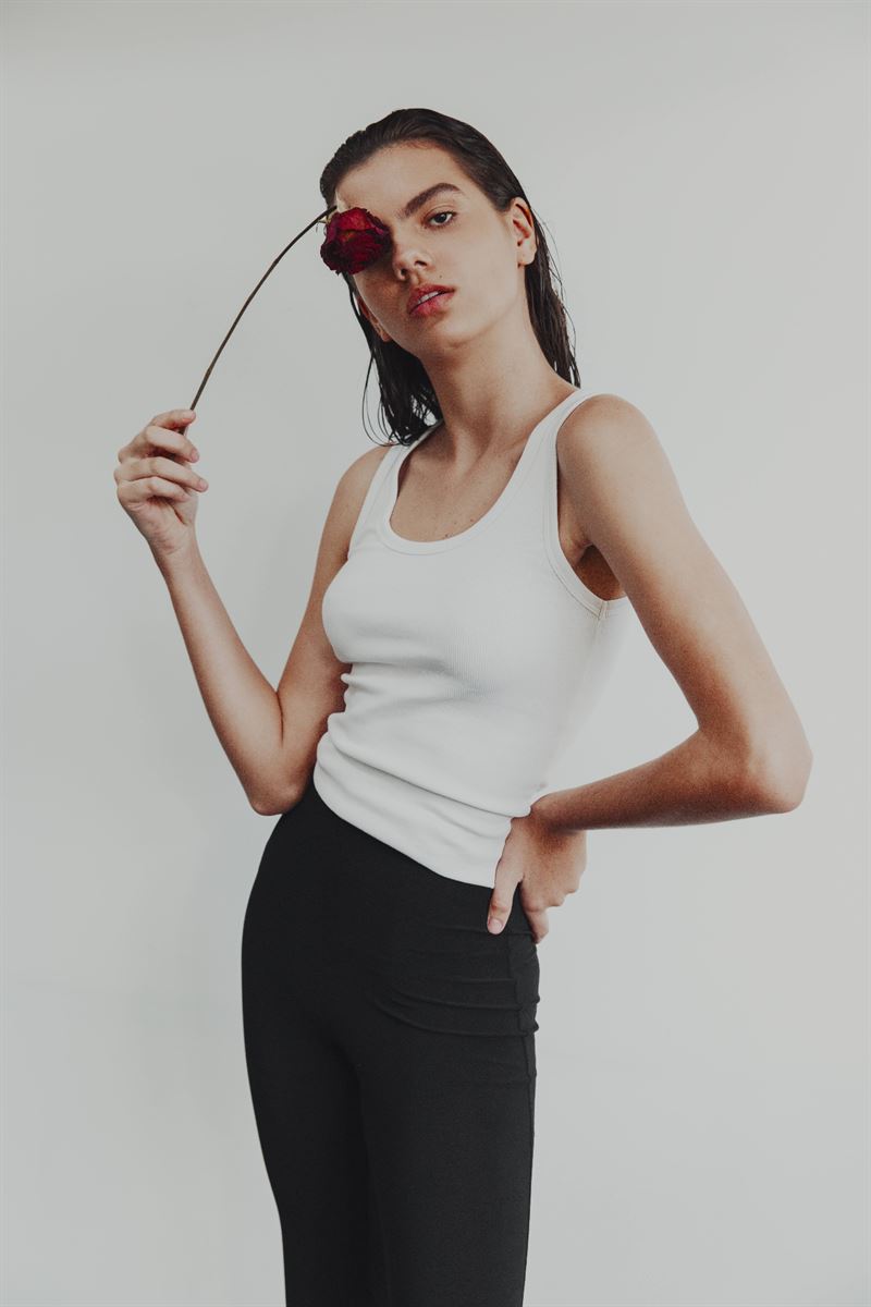 gabrielle ludtke photo