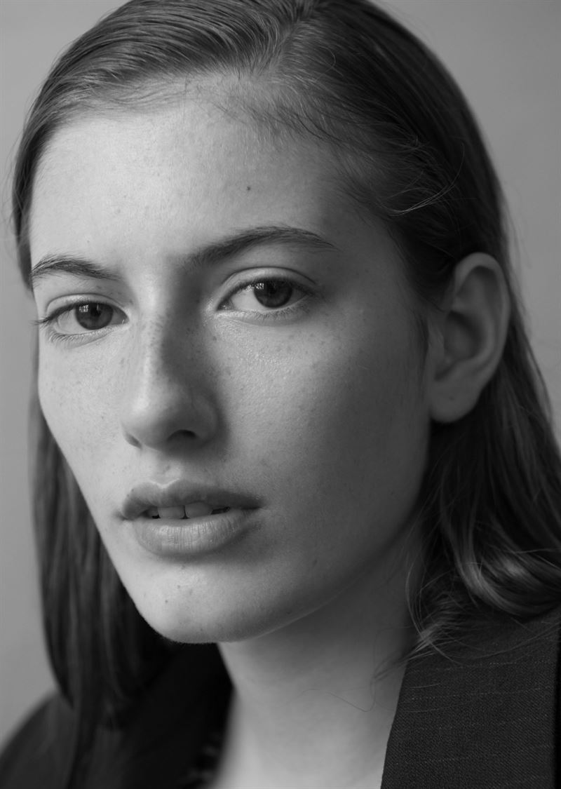 lora stoitsova photo