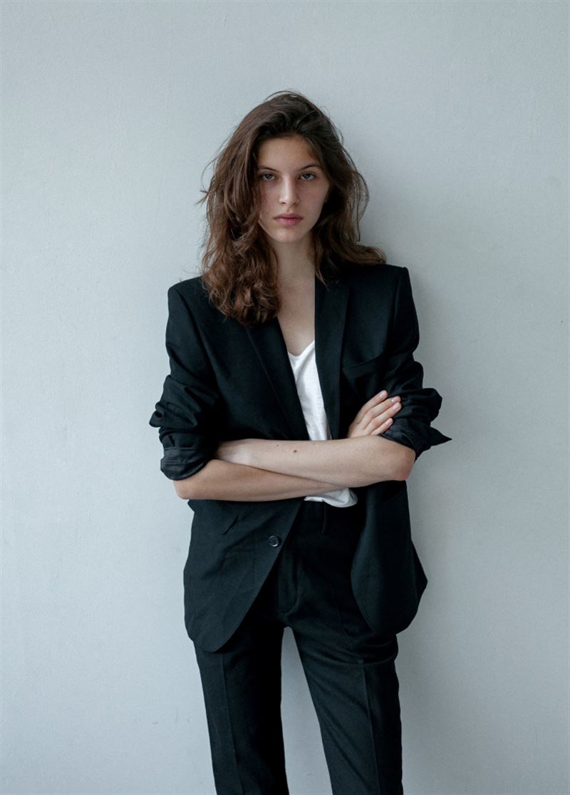 mila zbinx photo