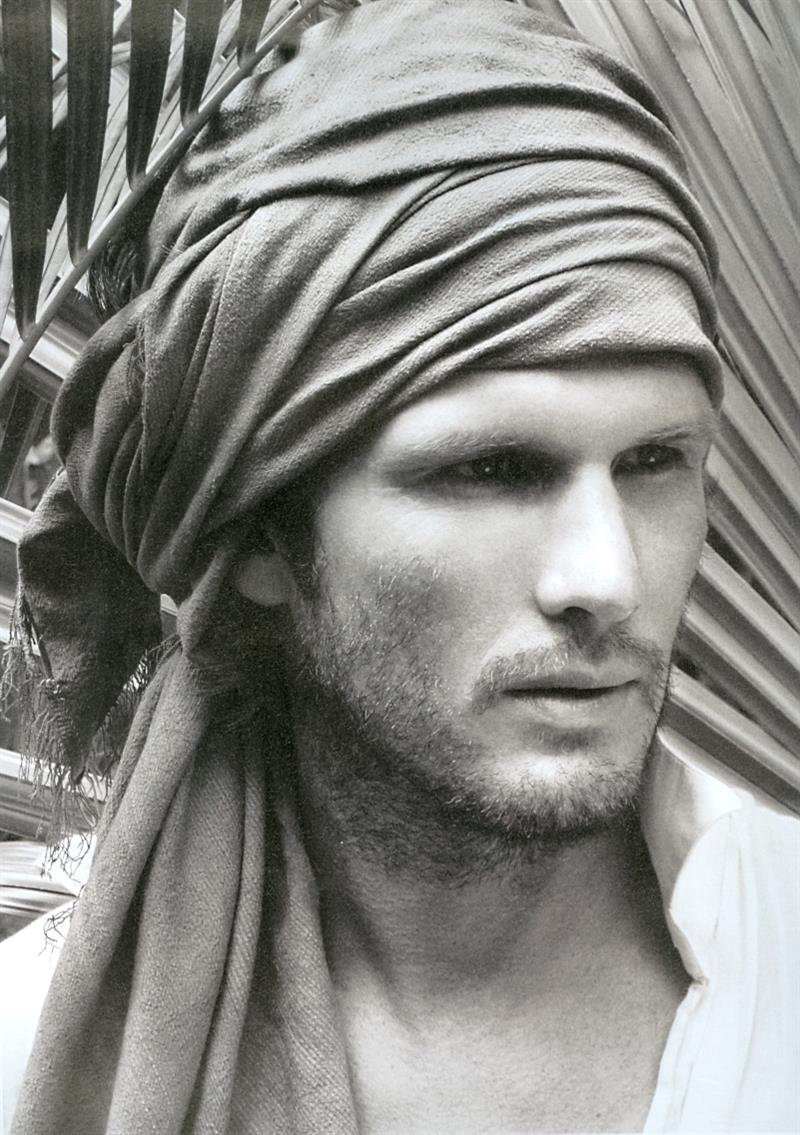 nikolas malleville photo